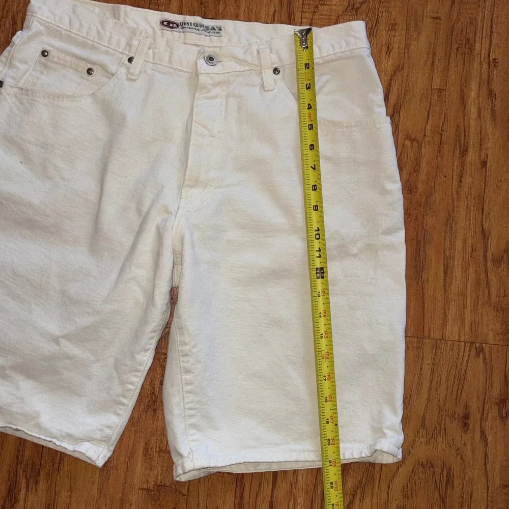 Y2K Unionbay Mens White Denim Shorts Size 34 Cotton Vintage Minor Flaws